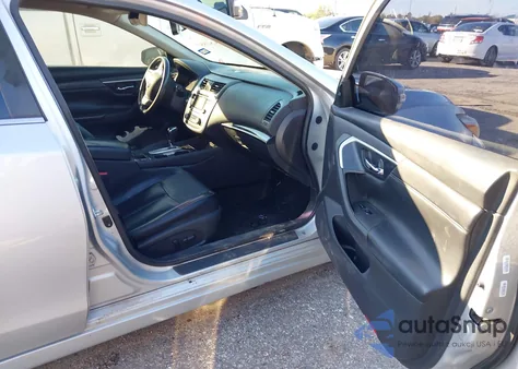 2017 Nissan Altima 2.5 Sl z USA, uszkodzony, nr VIN 1N4AL3AP9HC185531